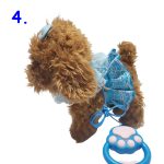 Sétáló, ugató kiskutya pórázzal, többféle 