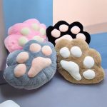 Mancs, tappancs alakú 2 az 1-ben párna, kézmelegítő, takaró 