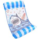 Vízben lebegő, mintás hálós, csíkos függőágy, hálós matrac