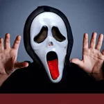 Sikoly maszk, álarc Halloween -re 