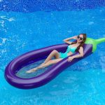 Óriás felfújható padlizsán alakú hálós matrac