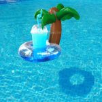 Felfújható pálmafa italtartó, úszó pohártartó 
