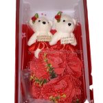 Világító, szappanrózsa csokor díszdobozban, macikkal , piros