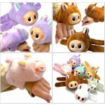 Labubu plüss, csuklóra tehető  világít énekel