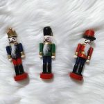 Diótörő fából, faragott, 3 db-os