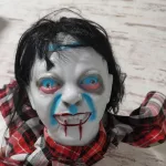 Kúszó mászó síró halloween dekoráció horror doll lány