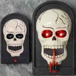 Halloween koponyás ajtócsengő-Ijesztő pókkal, világító szemekkel, rémisztő hangokkal