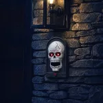 Halloween koponyás ajtócsengő-Ijesztő pókkal, világító szemekkel, rémisztő hangokkal