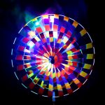 LED-es kerti világító szélforgó, szivárvány mintás, leszúrható