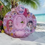 K-pop mintás kormányos beülős úszógumi 