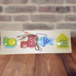 Fa kézségfejlesztő, fűző, szín, forma, szám , formabeillesztő 