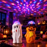 Halloween LED-es világító és kacagó figurák forgó fényekkel