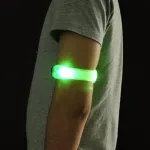 LED karpánt, világító biztonsági karszalag 