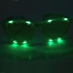 Óriás party napszemüveg LED-es világítással