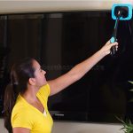 Delux szórófejes szélvédőtisztító összecsukható nyéllel