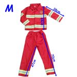 Tűzoltó jelmez felszerelésekkel 