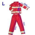 Tűzoltó jelmez felszerelésekkel 