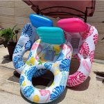 Felfújható levél mintás matrac háttámlával és lábtartóval, 2 pohártartóval