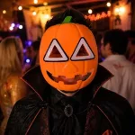 Halloween világító tök maszk – rémisztő kacajjal